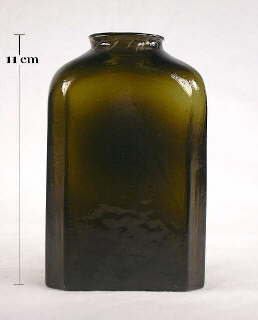 Snuff bottle in dark olive green which is almost black; click to enlarge.