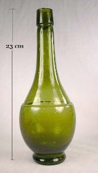 Sauce bottle in a brilliant olive green color; click to enlarge.