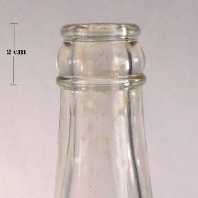Image of a crown type finish derivation on an early 20th century machine-made catsup bottle; click to enlarge.