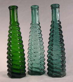 Late 19th century peppersauce bottles; click to enlarge.