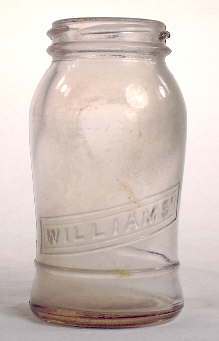 Williams mustard bottle from the 1920s; click to enlarge.