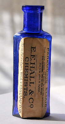 Ca. 1900 English poison bottle; click to enlarge.